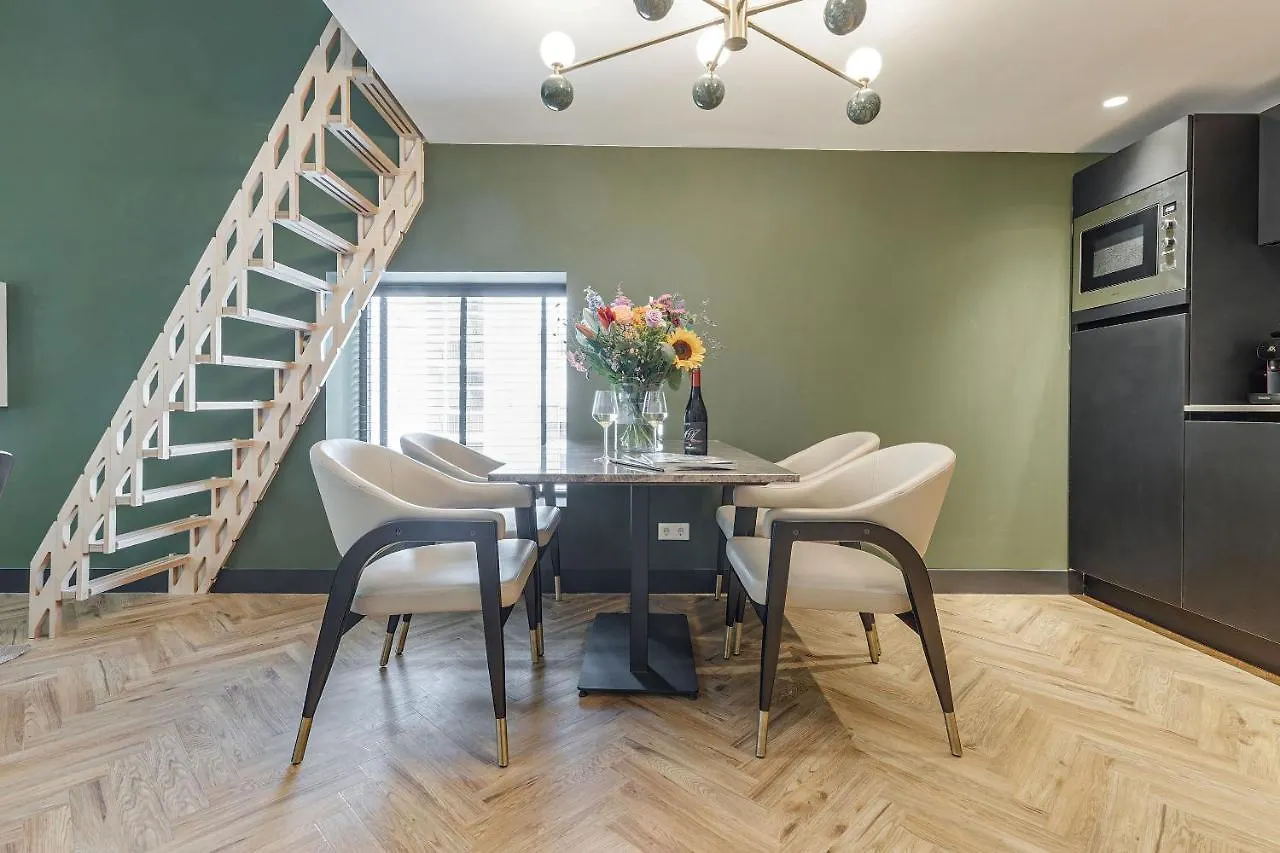 Ferienwohnung Bens The Walton Amsterdam Apartment